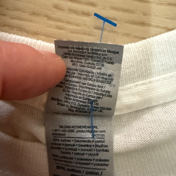 Gildan D’s Sandbar Munchies Graphic Tee White Regular - Picture 6 of 9